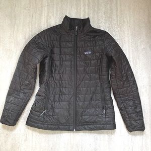 Patagonia Women’s Nano Puff Black Jacket Large